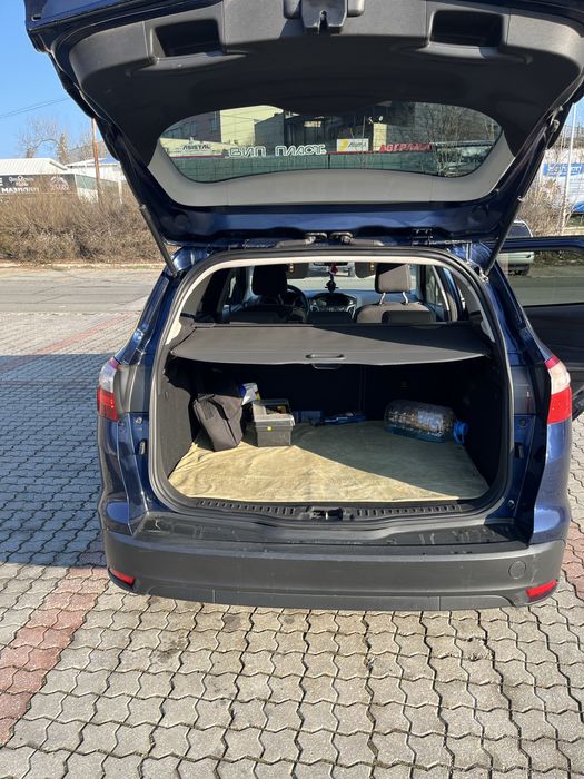 Продавам Ford focus