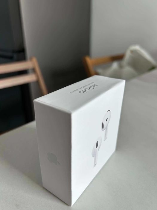 Apple Airpods 4 ANC Noi (Sigilate)