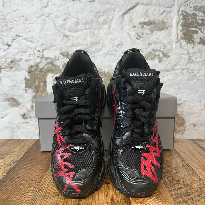 Balenciaga Runner graffiti black/red