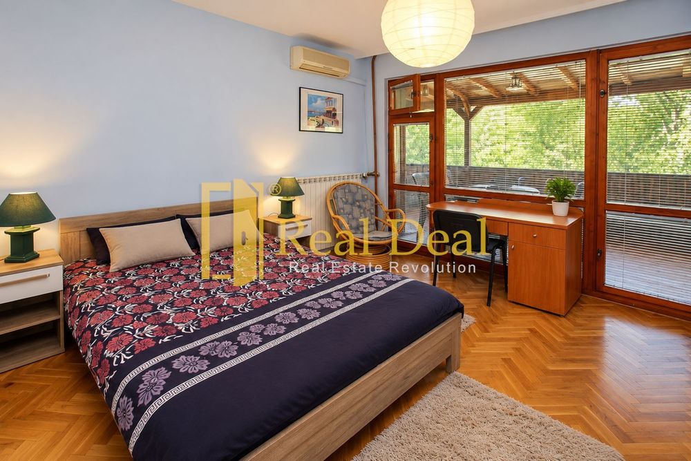 Дава се под наем Тристаен апартамент в София, Център - 140 кв.м за 1079 € - Снимка #6