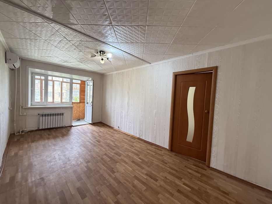 Продается 2х комнатная на 2 этаже пр.Независимости 5