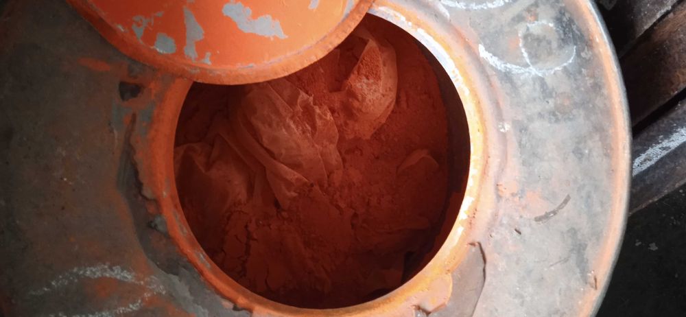 Корабен Оловен миниум антикорозионна защита дори и за солена вода