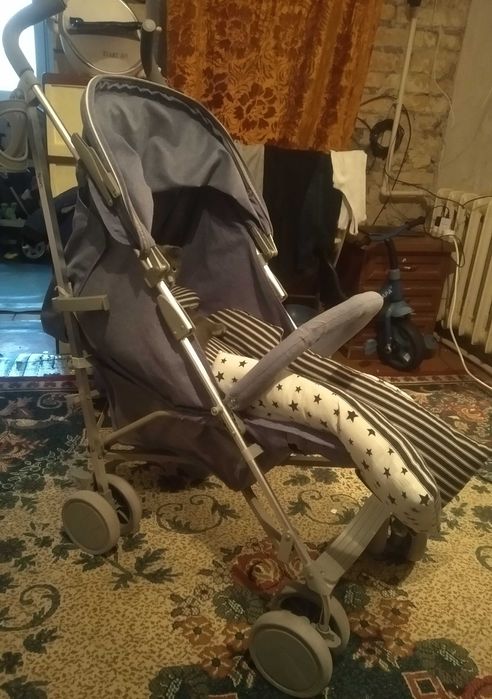 Срочно продаётся детская коляска с бонусом!
