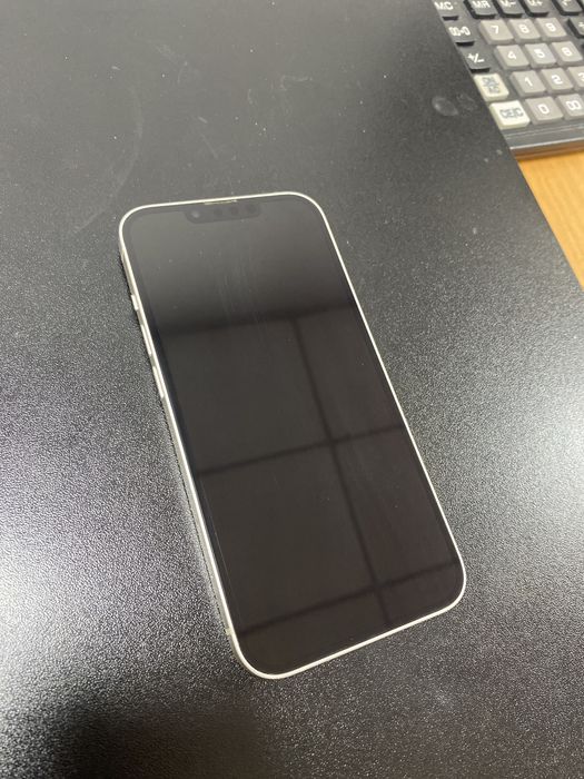iPhone13  128gb б/у в отличном состоянии