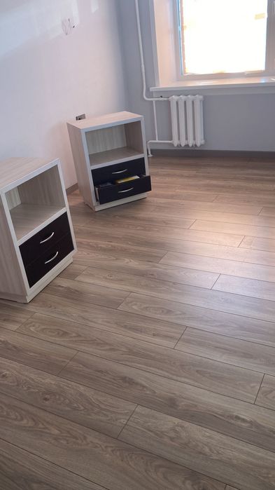 Тумбочки две шутки в хорошем состоянии