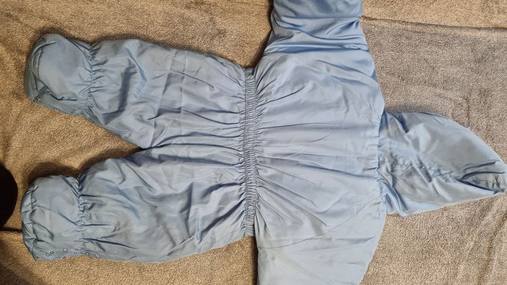 Продам детский комбинезон 2-3 мес