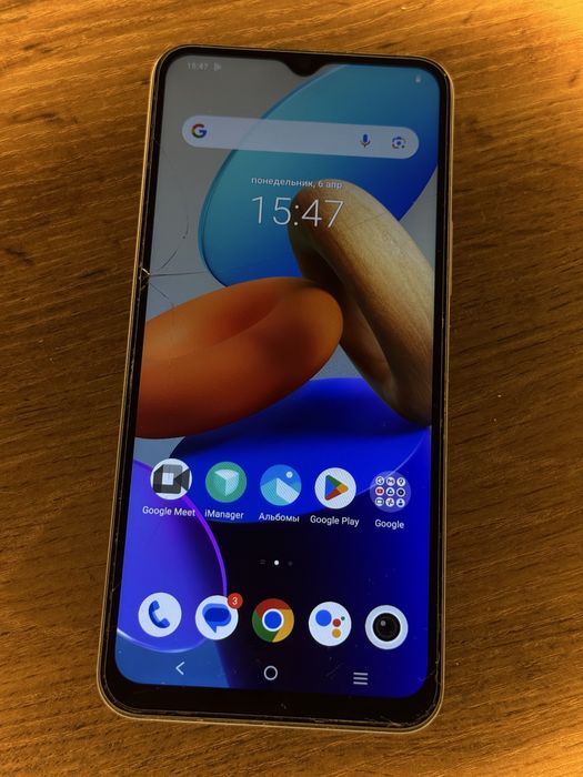 Телефон Vivo Y35