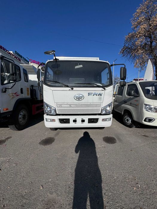 FAW Tiger V Промтоварный (Изотермический) Фургон (4х2) 21,6м