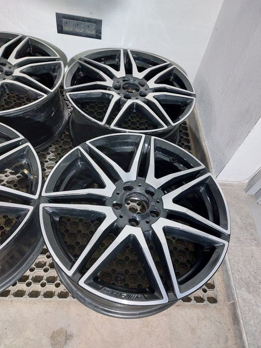 O janta / Set jante 19 originale Mercedes clasa V / Vito w447 AMG