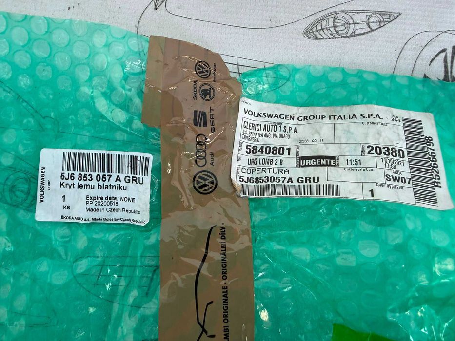 Ornament Extensie Bara Spate Dreapta Skoda Fabia 2 Scout 2012 / 2010-2014 Cod OEM 5J6853057A GRU (5C2)