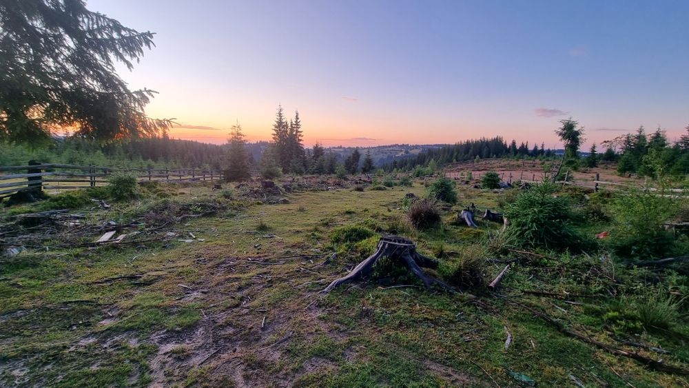 teren la munte 1000mp