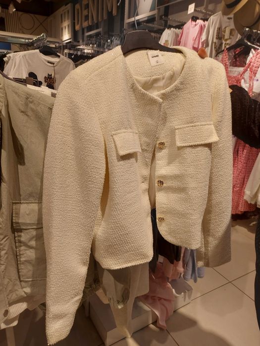 Haine noi si second-hand