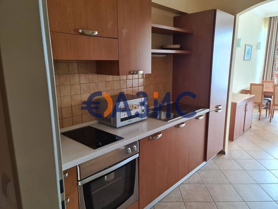 Продава се Двустаен апартамент в Поморие - 88 кв.м за 758 €/кв.м - Снимка #1