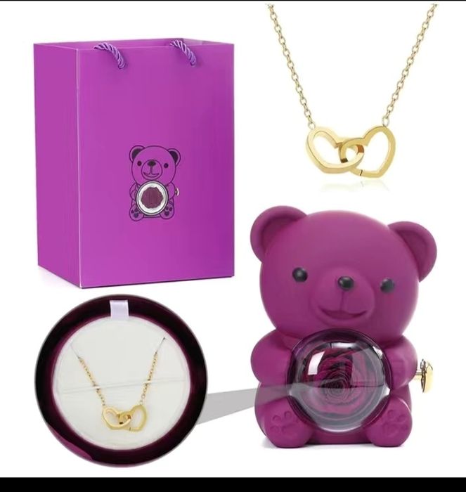 Футляр мишка с ожерельем