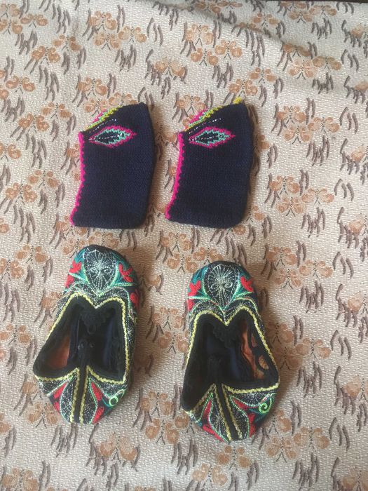 Нови родопски терлици – топлина от раклата на баба