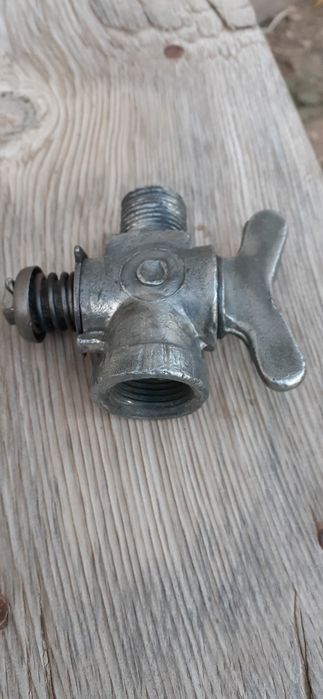 Вентили газовые.