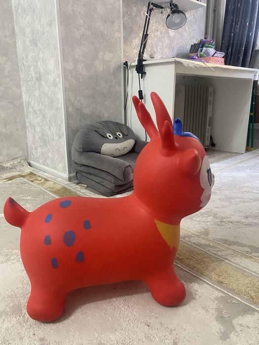 Детская игрушка пони