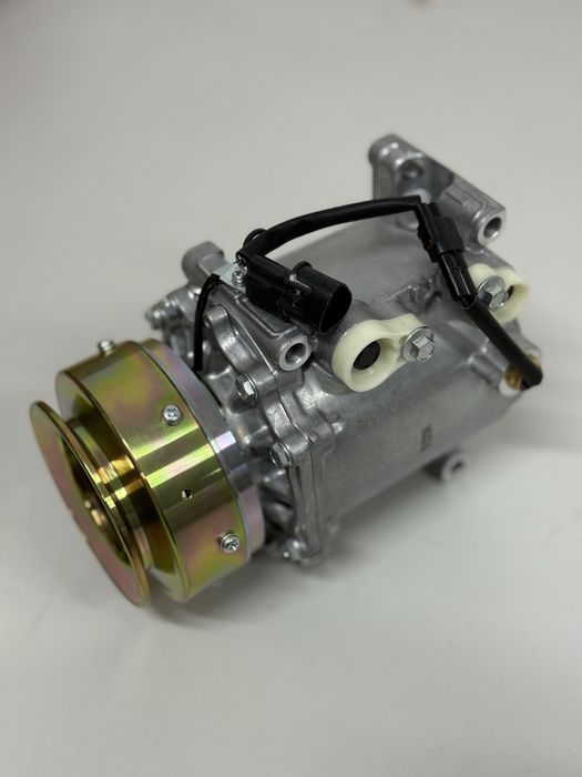 Компрессор кондиционера Монтеро Спорт