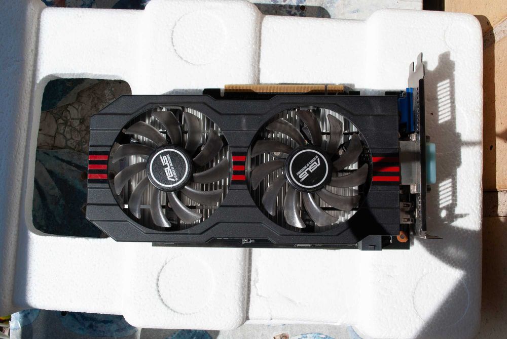Видеокарта NVIDIA GTX 750 Ti 2GB