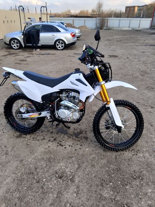 Продается эндуро 250куб