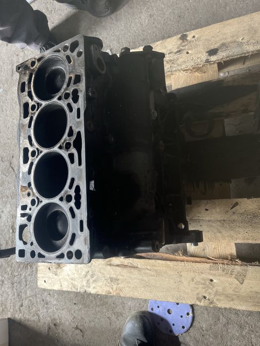 оборудван блок audi vw seat skoda 2.0tdi CRL
