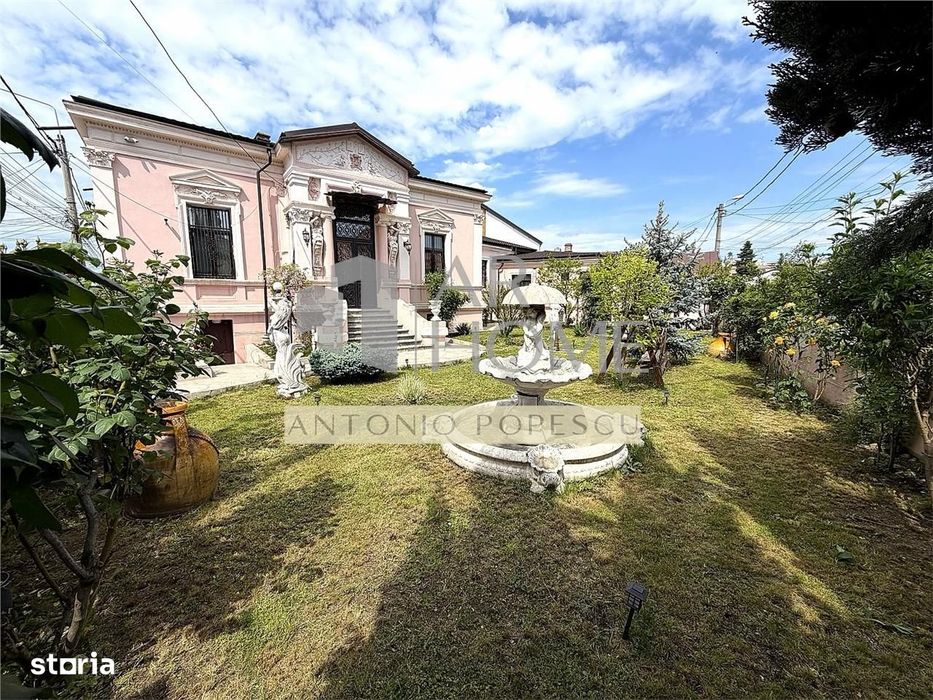 Casa 11 camere D+P,cu o arhitectura deosebita, ultracentral, Ploiesti.