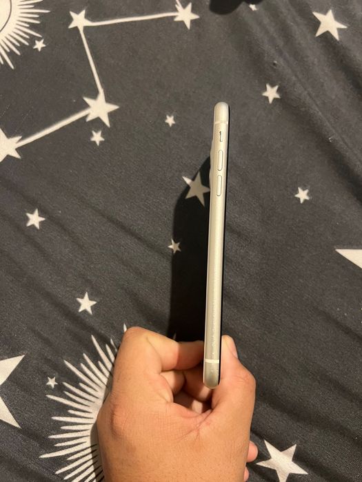 Vand sau schimn iphone 11 ca si nou