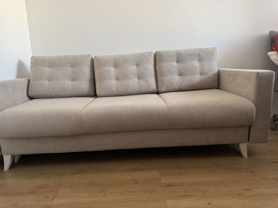 Canapea extensibila(ca noua)