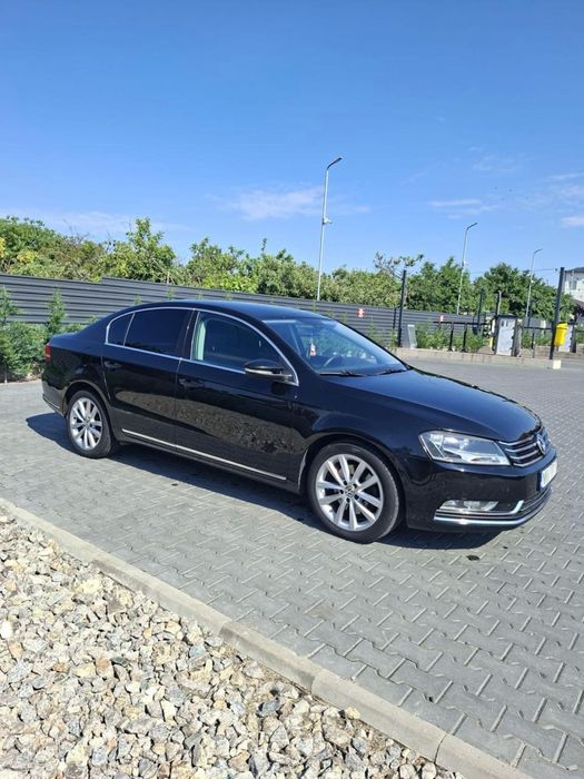 Volkswagen Passat B7 Sedan 2.0 TDI DSG DPF 2013