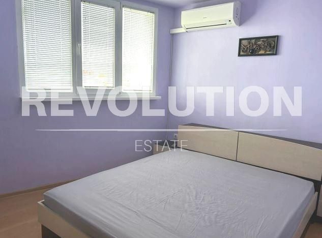 Дава се под наем Тристаен апартамент в Варна, Автогара - 70 кв.м за 450 € - Снимка #2