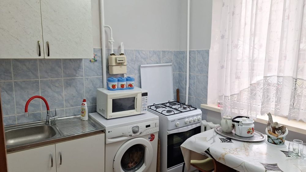 Картира посуточно. 2 микрорайон