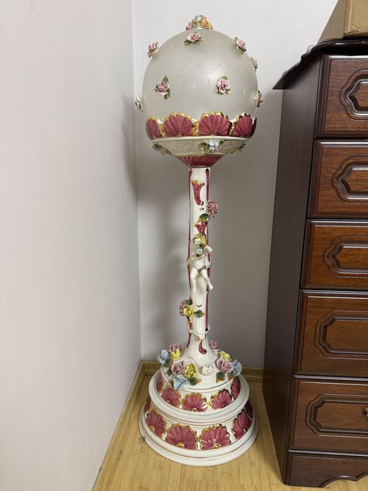 Порцеланова подова италианска лампа