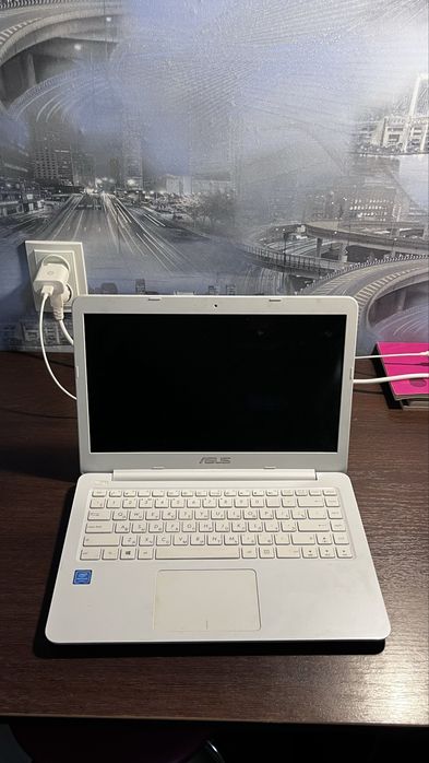 asus ноутбук, рабочий