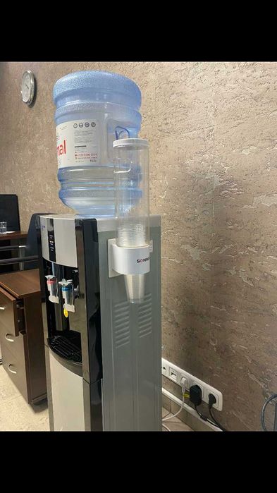 Продам диспенсер для воды 35.000тг торг
