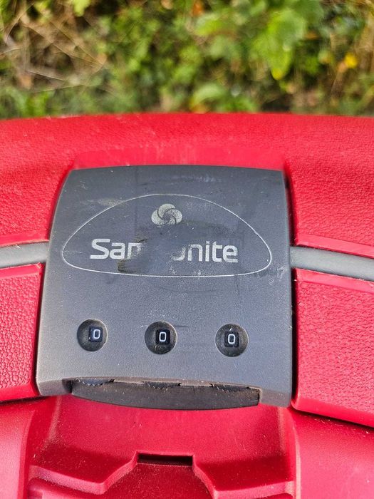 Samsonite голям куфар
