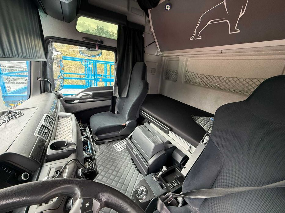 Cap tractor MAN TGX 18.520