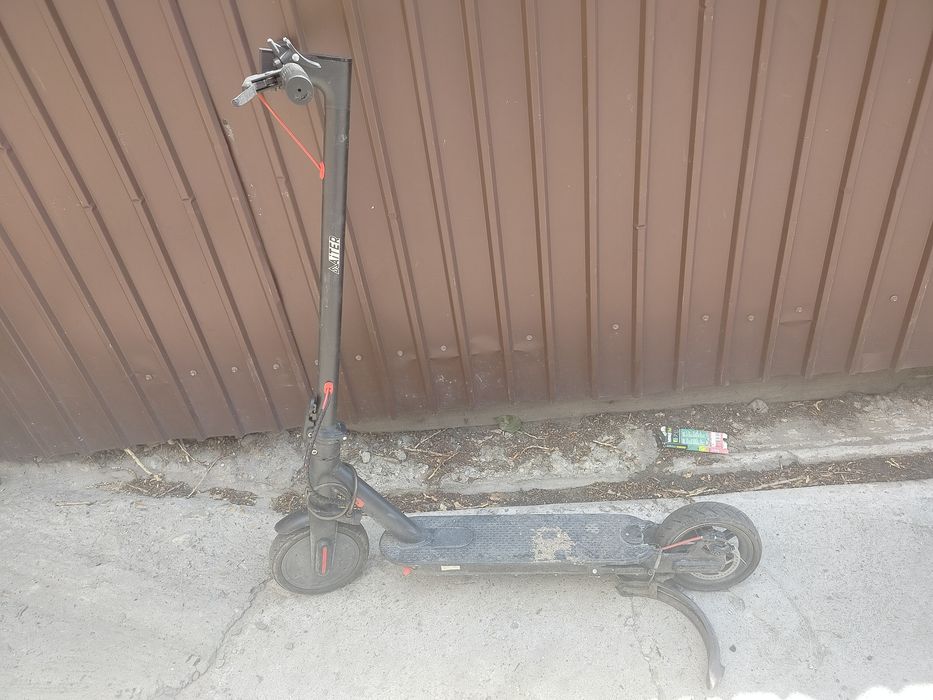 Продам электросамокат