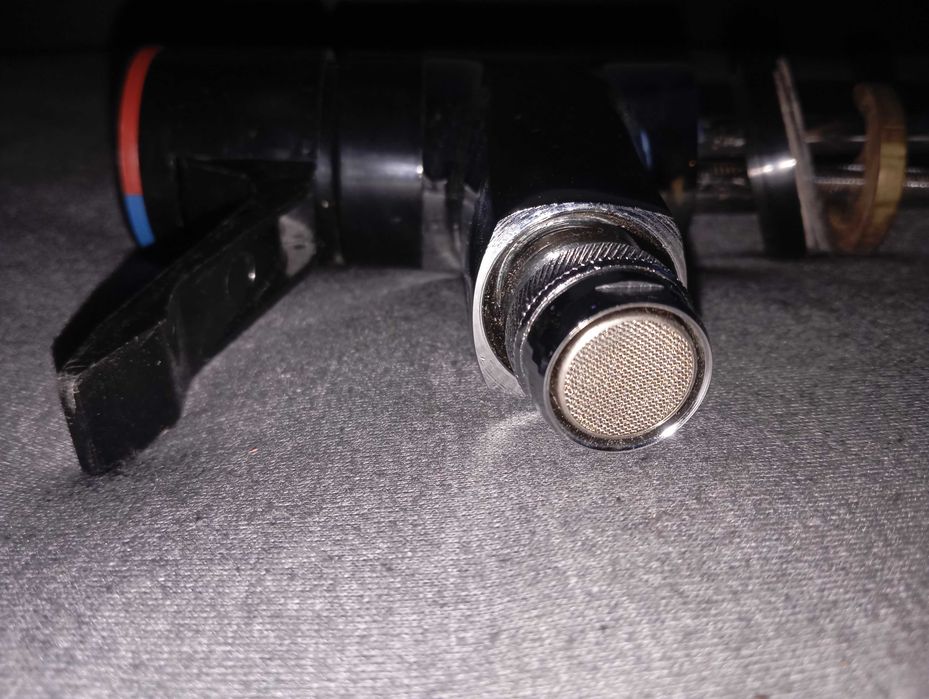 Смесител за умивалник