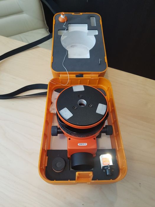 Set Complet Nivelă Optică Automată DSZ3 + Trepied + Miră – Stare Perfectă