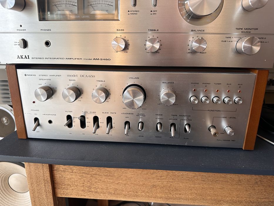 Усилитель Sanyo DCA-650