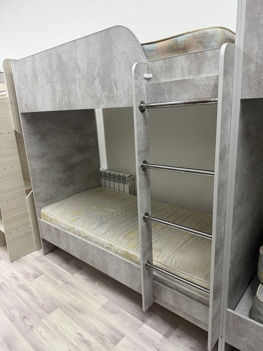 Двухъярусные кровати