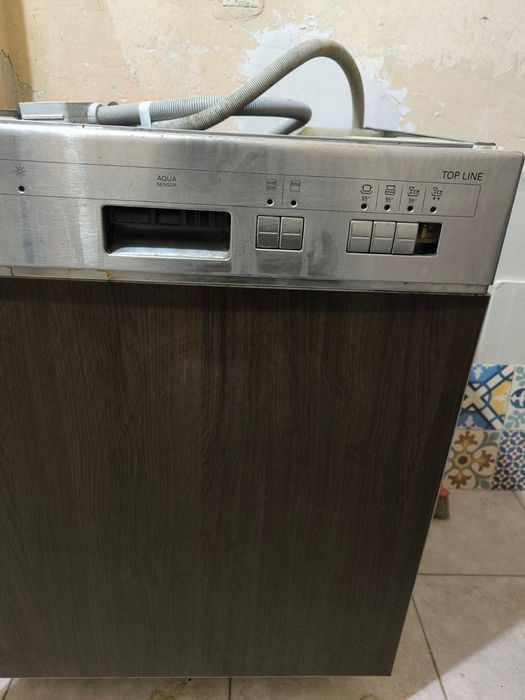 Съдомиялна машина цяла за части