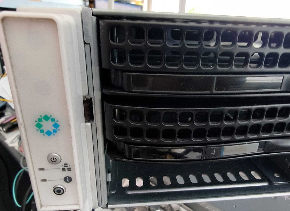 Сървър Supermicro 6028TR-D71R 12LFF 2U с 2 нода X10DRT-H 4*E5-2690v4 128GB