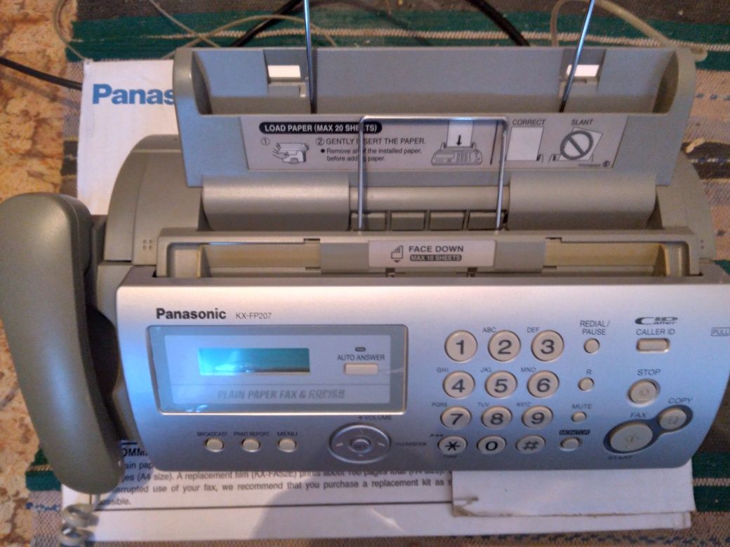 Продавам изгодно телефонен факс апарат Panasonic KX-FP207FX к.к ...