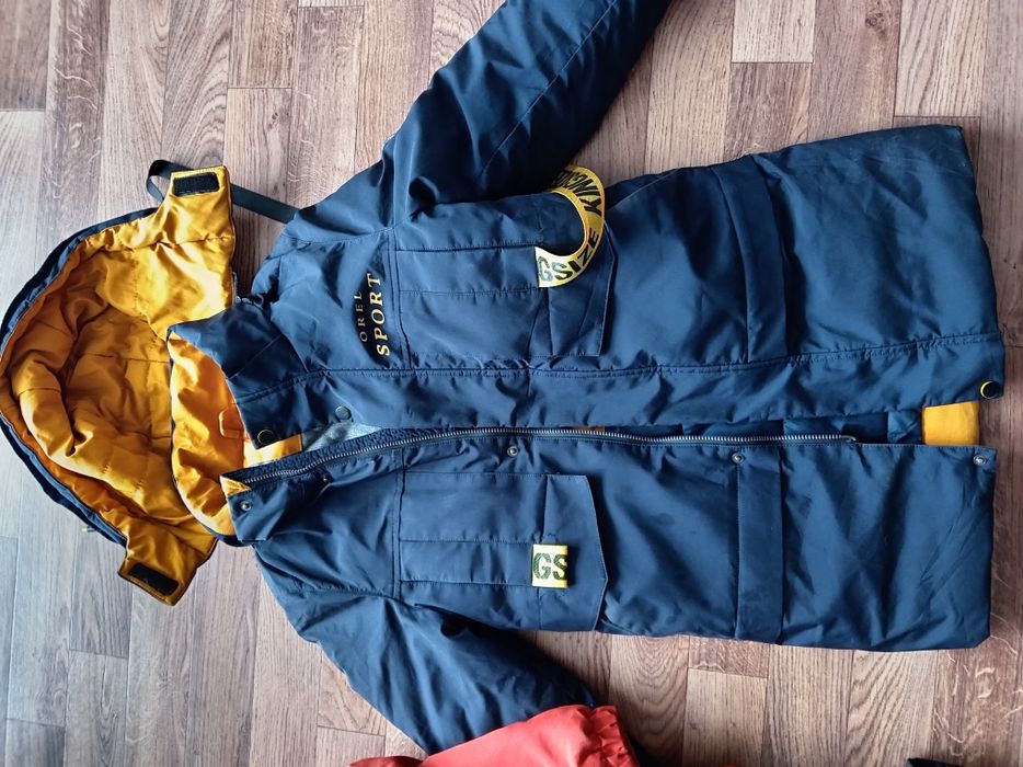 Продам фирменные детские куртки