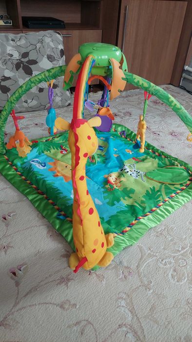 Игрушка и вещи для малыша