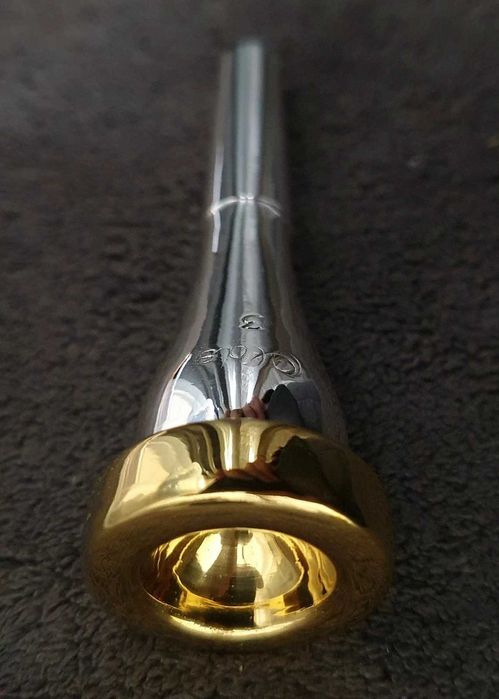 Mustiuc trompeta Olds 3