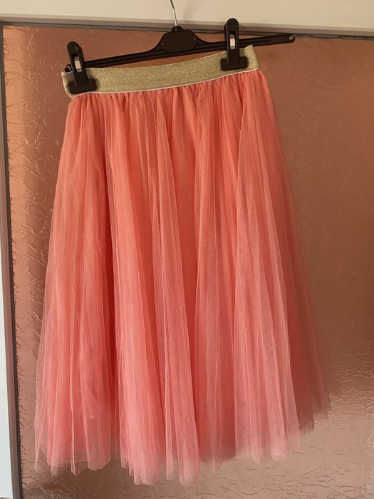 Fusta frumoasa din tulle