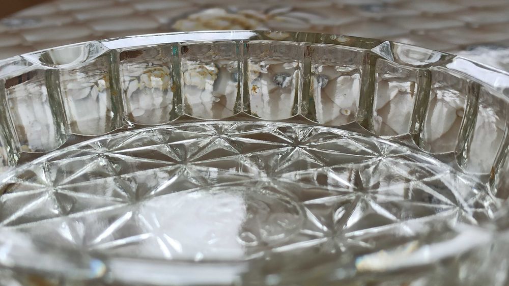 Стеклянная пепельница 80х годов