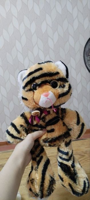 Игрушки детскиее